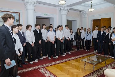 Парламентский урок с депутатом и сенатором
